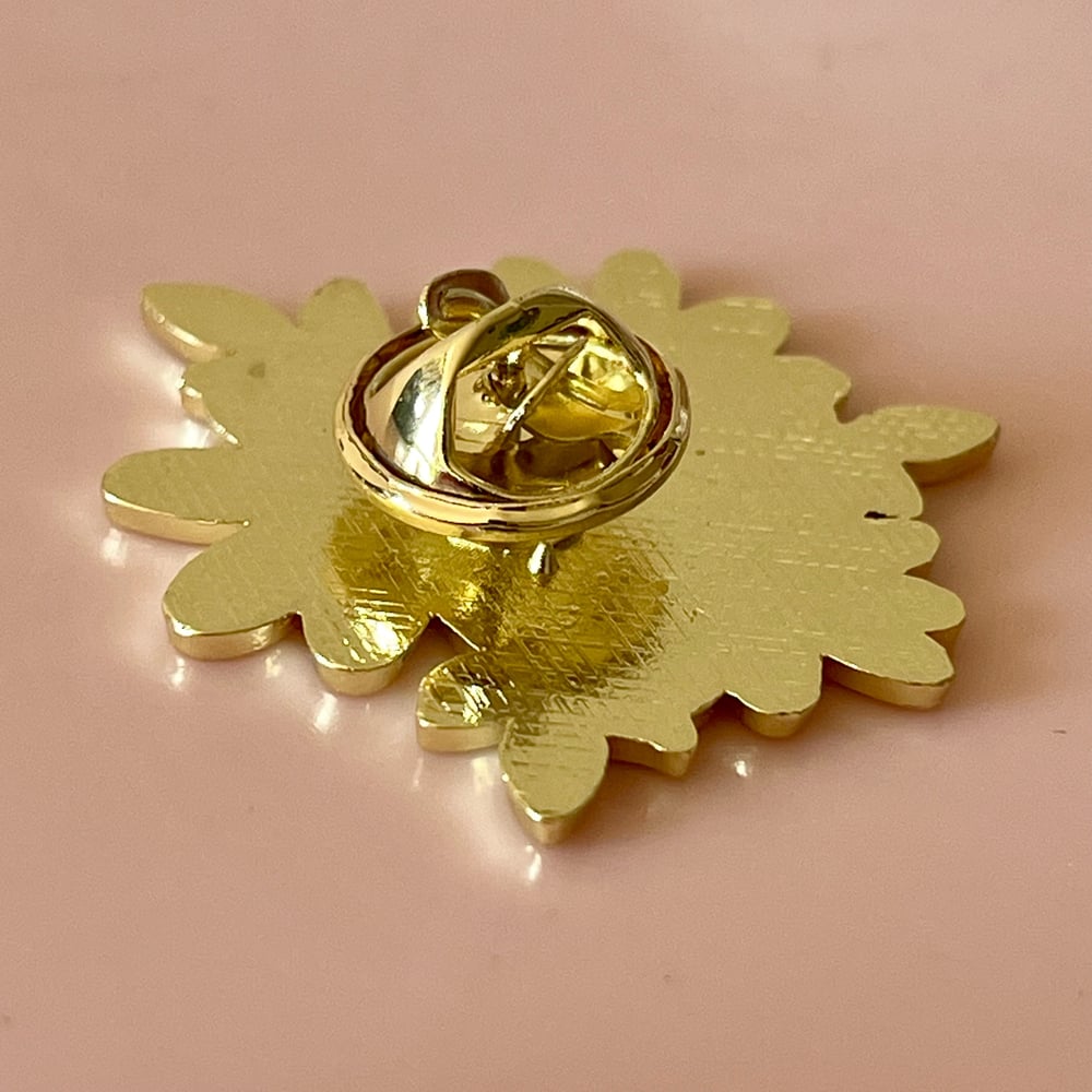 Image of Daisy Pin