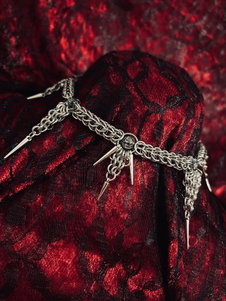 Image of 𝔎𝔬𝔞𝔩𝔢𝔪𝔬𝔰