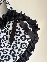 Image 3 of 🤍🐆 Wild Heart Leopard Handheld Bow Bag