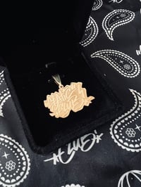 Image 2 of Static Pendant 