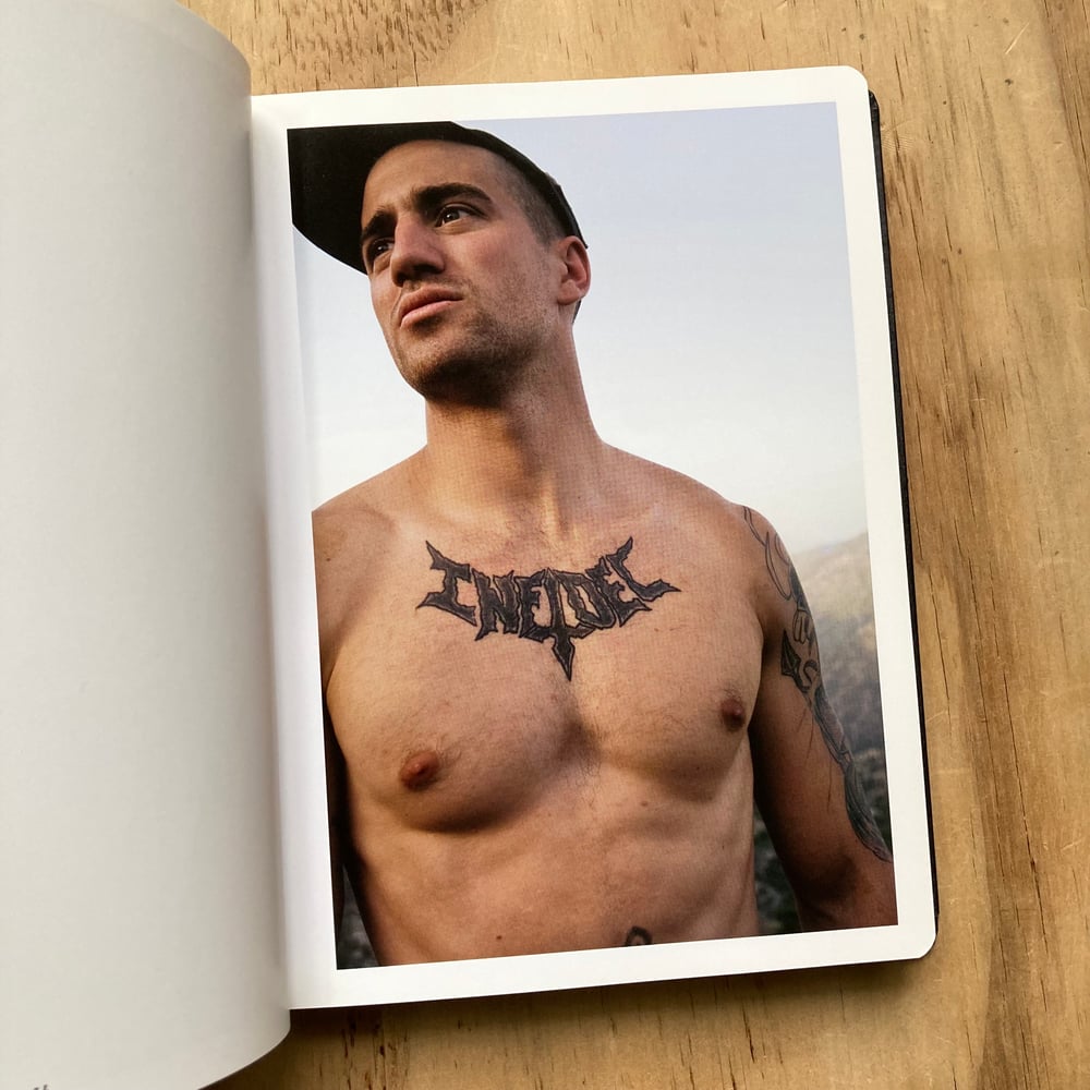 Tim Hetherington - Infidel