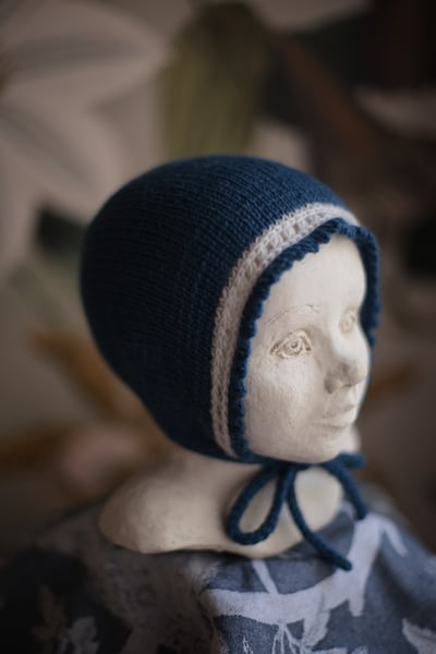 Image of Bonnet Lilly, Petrol Blue, Size 1-3 years 