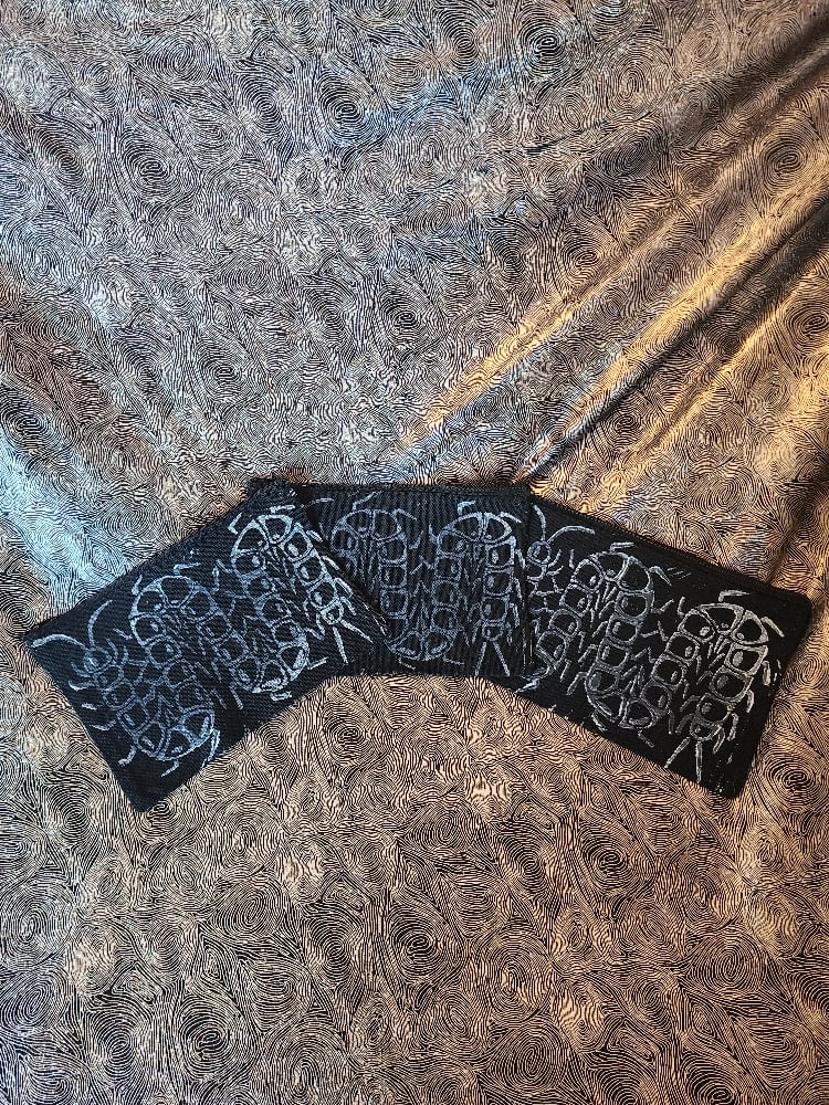 Image of centipede pouch