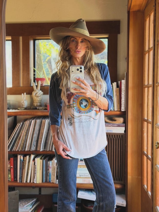 vintage Grateful Dead and Bob Dylan tour t shirt concert raglan 70s 80s 90s