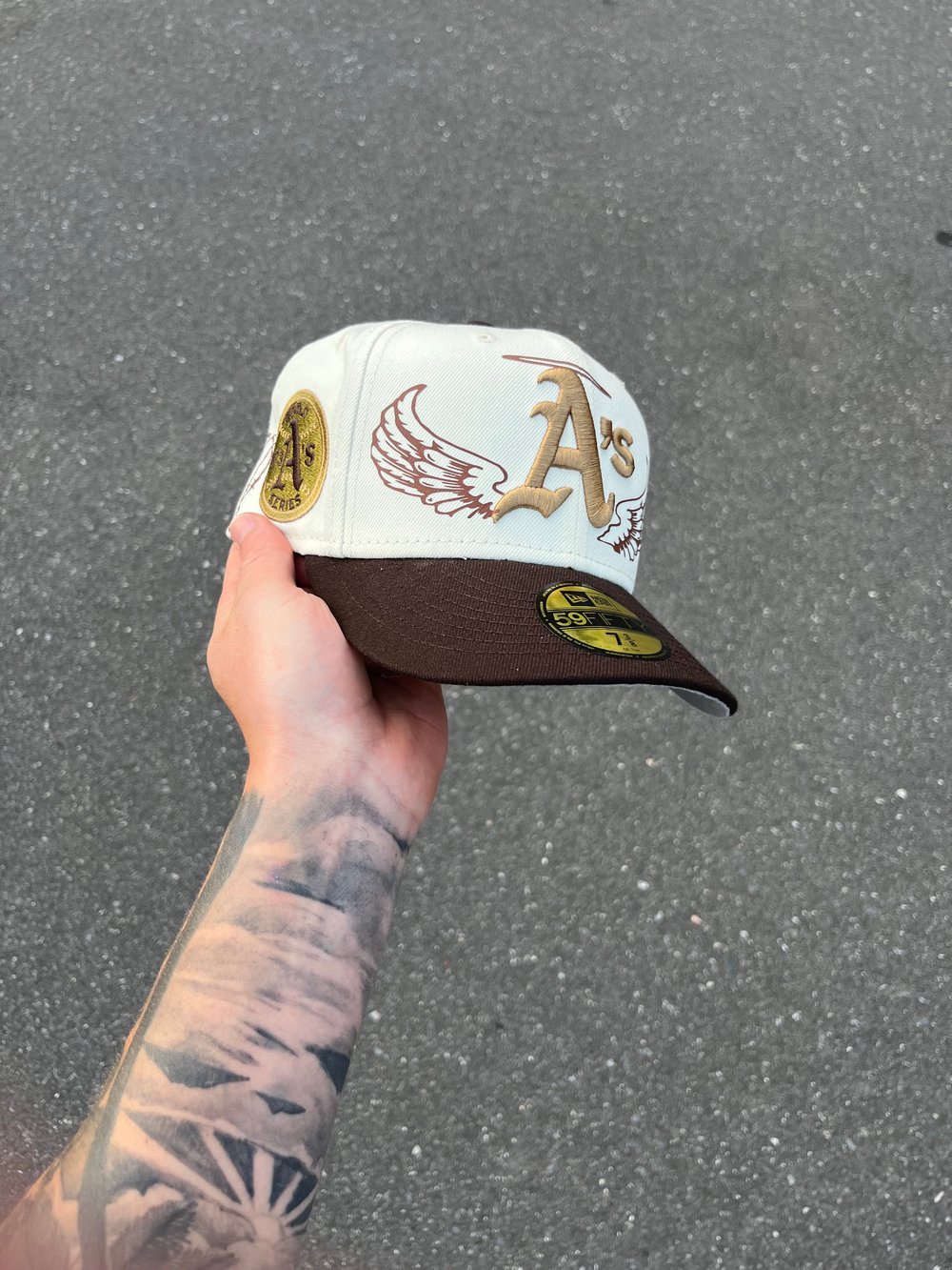 Image of  OFF WHITE NEUTRAL OAKLAND ATHLETICS CUSTOM FITTED CAP