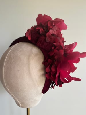 Image of Magenta flower trail headpiece