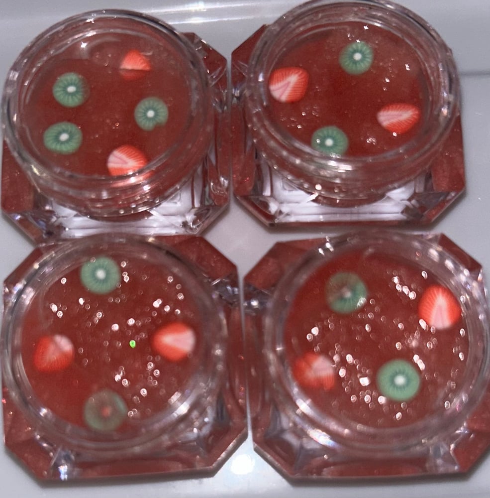 Image of Strawberry kiwi lip scrub
