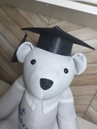 Image 4 of Graduation hat 