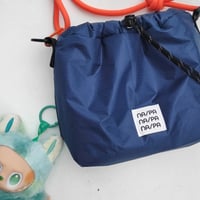 Image 2 of Middle crossbody bag 02