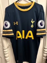 Image 9 of Tottenham Hotspur “KANE 10” 2016/17 Away Shirt + PL patches (M)