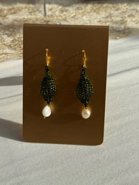 Image 2 of Gildry Weave Pearl Pendant Earrings (Red or Green)