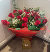 Image 4 of Freedom roses & Eucalyptus 