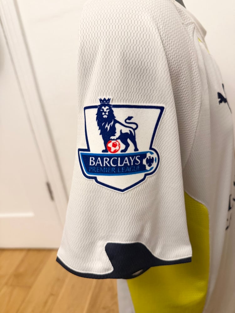 Image of Tottenham Hotspur “MODRIĆ 14” 2009/10 Home Shirt + PL patches  (M)