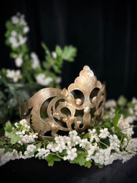 Image 5 of Authentique couronne du XIXème siècle en laiton martelé, ajustable! 