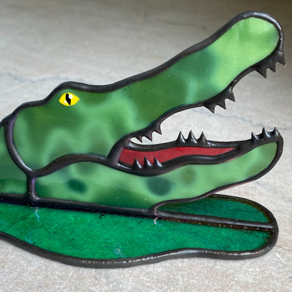 Image of Standing Gator v.1
