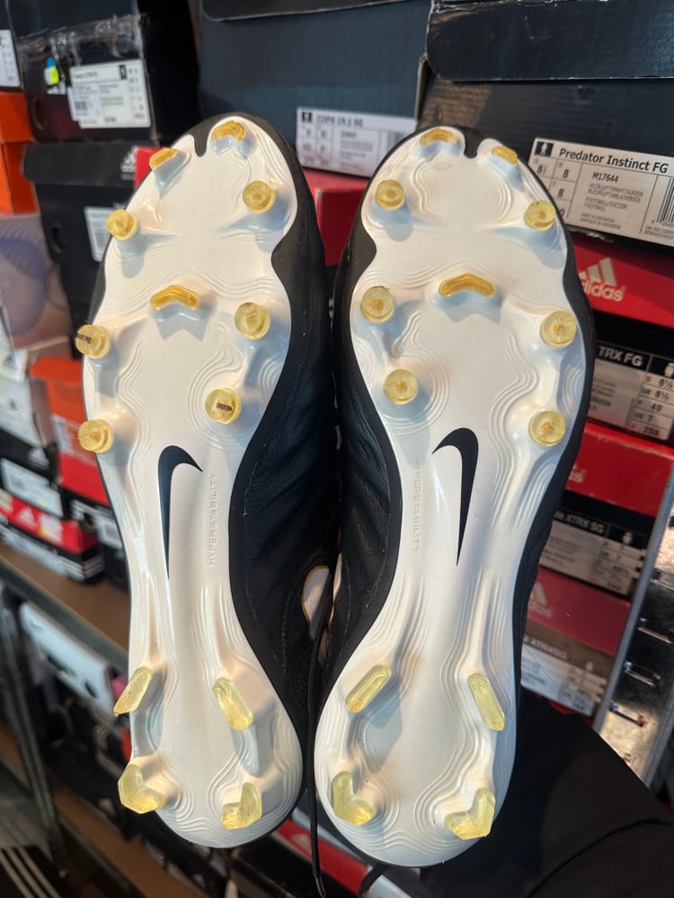 Image of Nike Tiempo VII FG BLACK