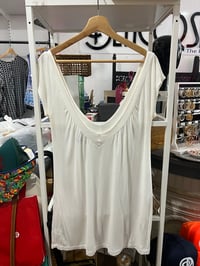 Guess top