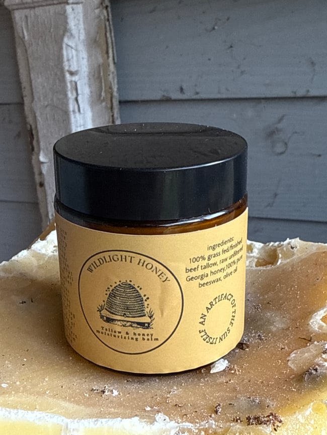 tallow and honey moisturizing balm