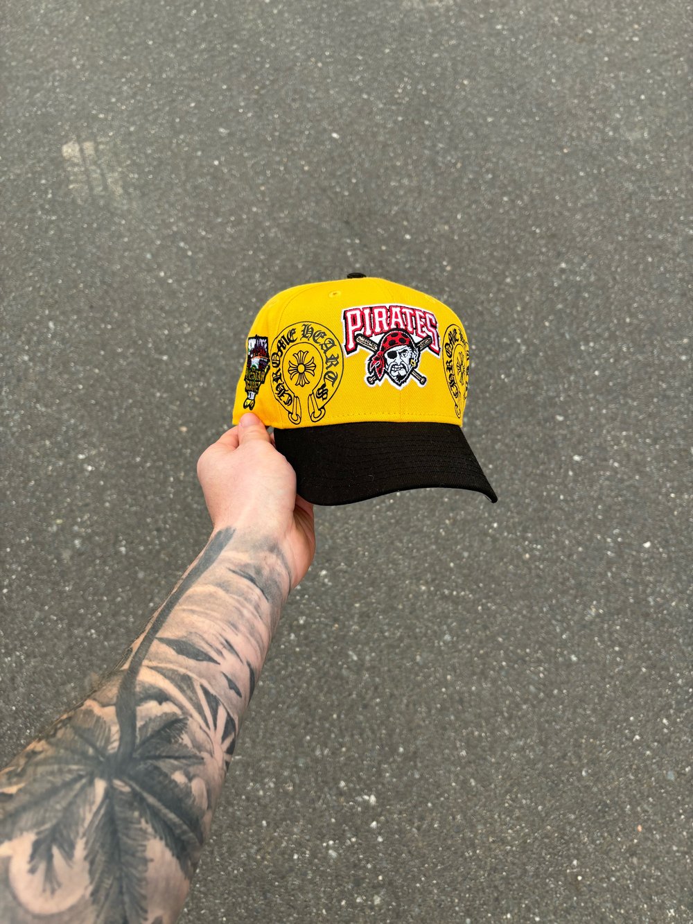 Image of MULTI TONE YELLOW  PITTSBURGH PIRATES CUSTOM FITTED CAP