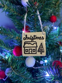 Image 5 of Small Christmas House Tile decoration. 