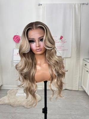 Image of Tina luxury free part (ready to ship) 