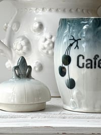 Image 2 of Pot à café ancien