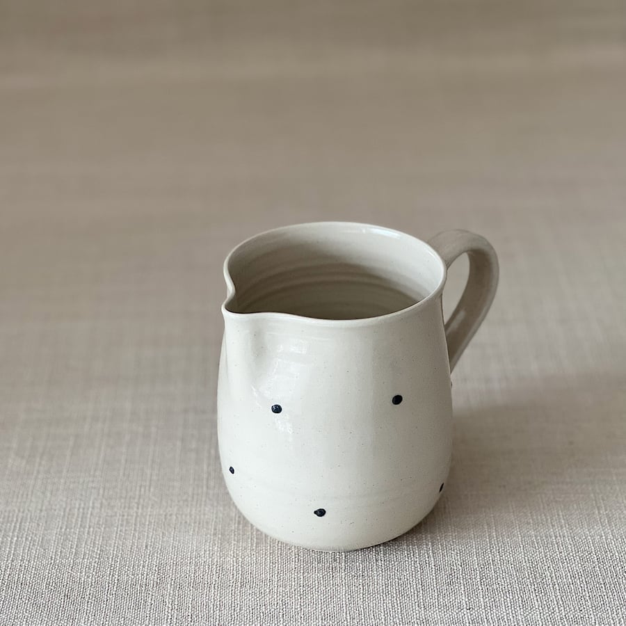 Image of JOY MEDIUM JUG 