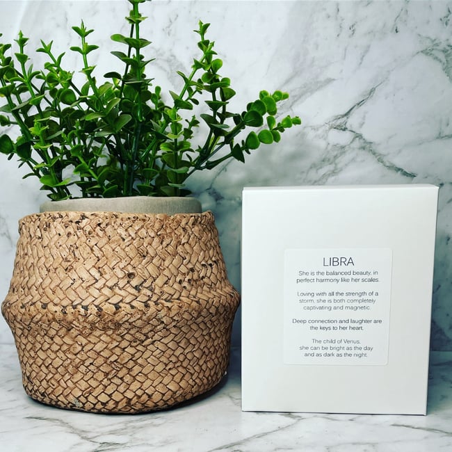 Zodiac Crystal Infused Candle 450g - LIBRA  **ONLY 10 AVAILABLE**