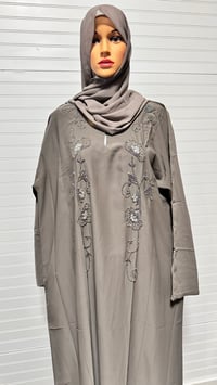 Image 4 of Batwing Close Abaya 