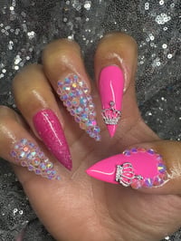 Image 6 of  Pink queen, Stiletto gel press on nails  