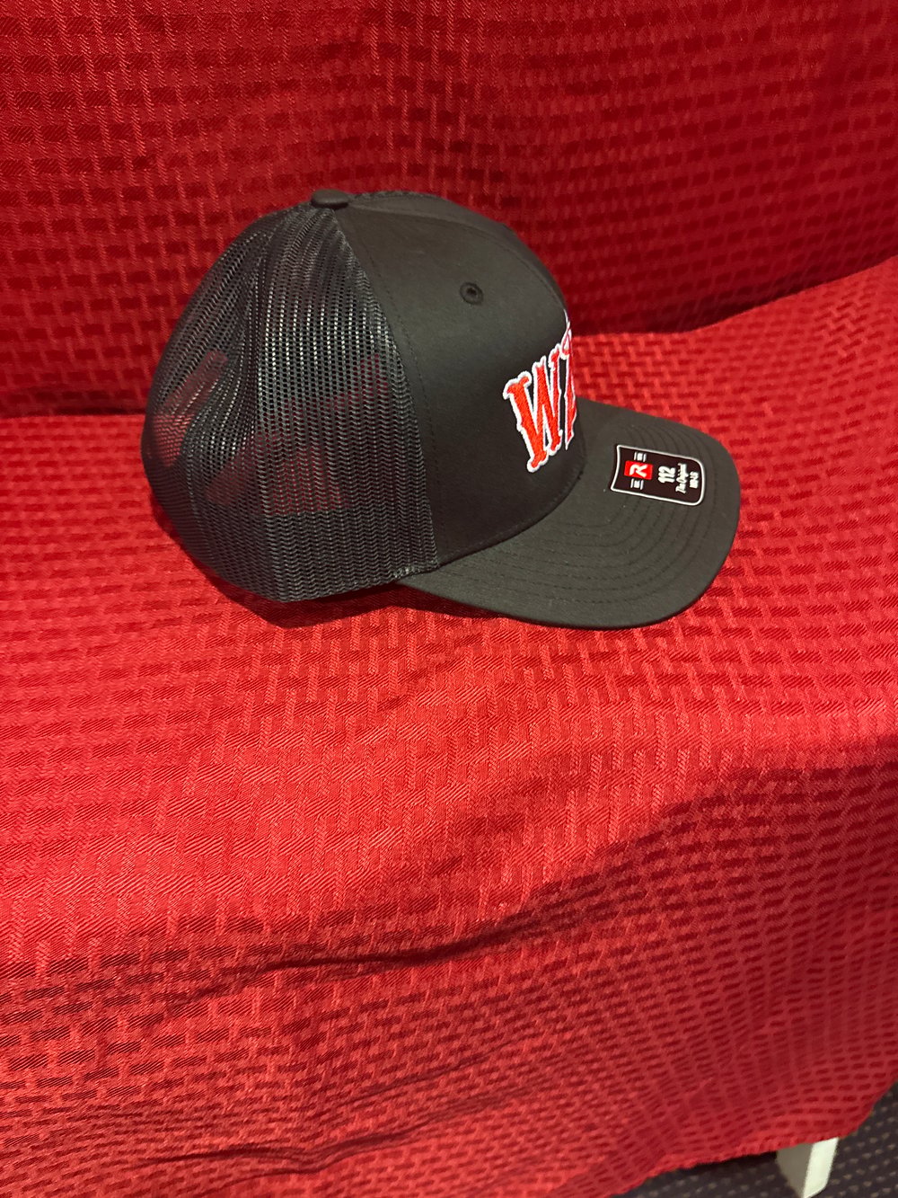 Snap Back WAR Black & Red