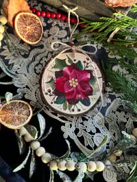 Large Poinsettia 