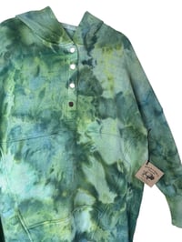 Image 4 of S/M Pocket Hoodie Pullover in Verdant Watercolor Ice Dye