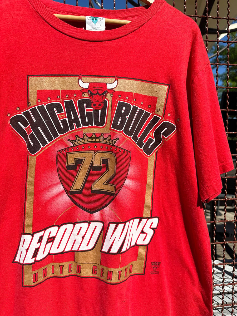 Image of 1995-1996 Chicago Bulls 72 Wins Season Tee