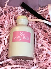 Pink ceramic Reed diffuser 