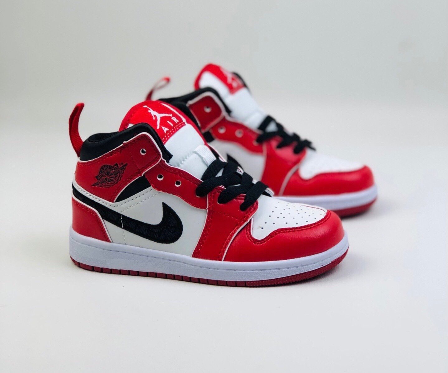 kids aj1