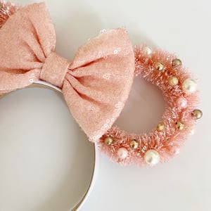 Image of Blush Wreath Ears