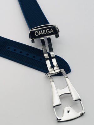 Image of 20mm-22mm black Nylon silicone Rubber Watch Strap Band,Omega seamaster Planet Ocean.