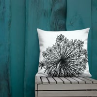 Image 5 of Premium Flower pillow 1