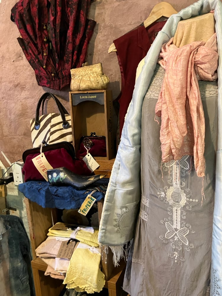 Image of Dyeing service