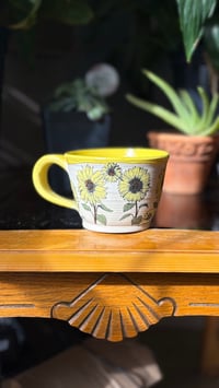 Image 3 of Sunflower mug 07