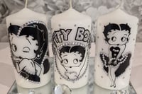 Image 2 of SILVER BETTY BOOP CANDLE SET 