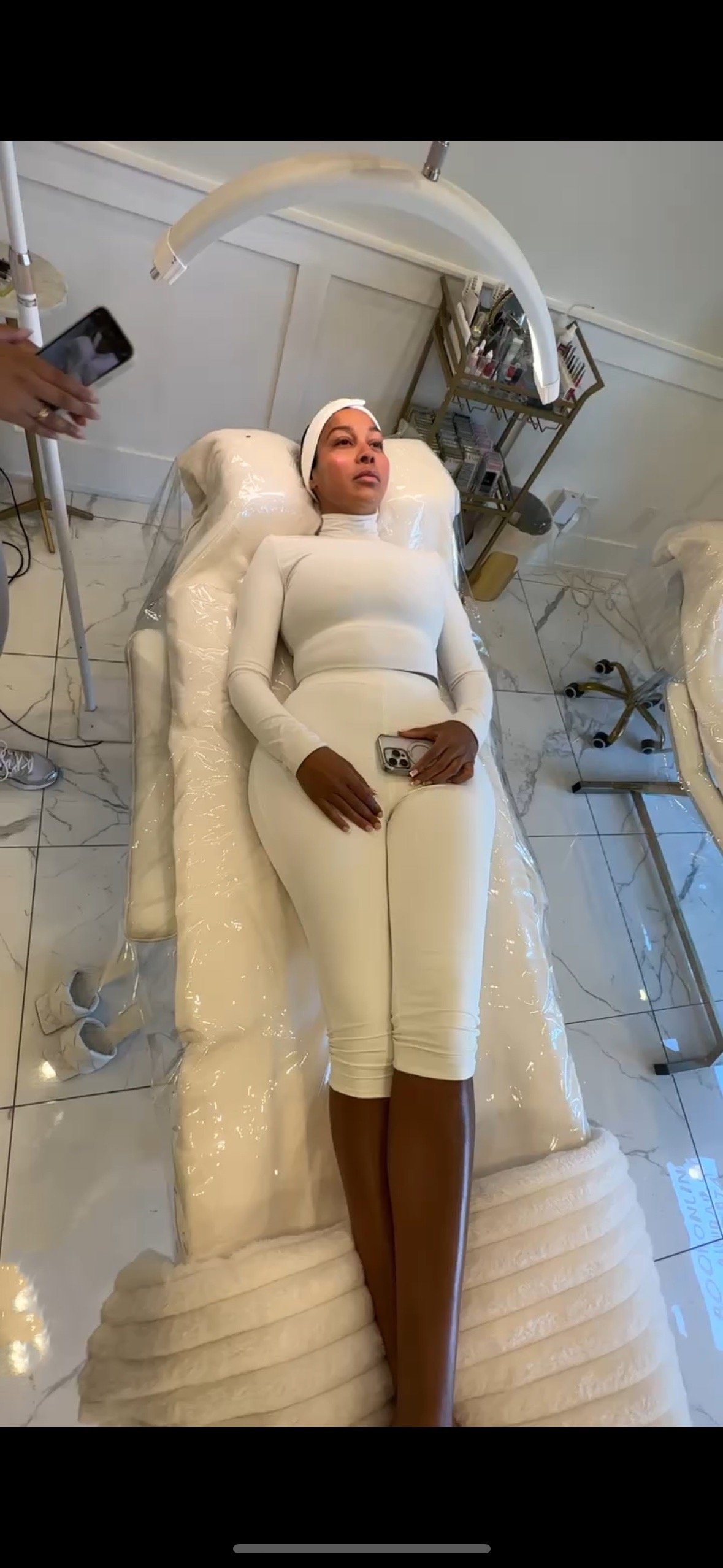 Image of BSSA WHITE TURTLENECK CROP & CROP LEGGING SET (S)