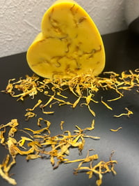 Image 1 of Brightening Yoni Heart shape bars 