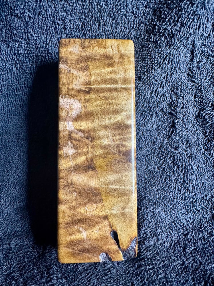 Image of Brown Quilted Maple Knife Block