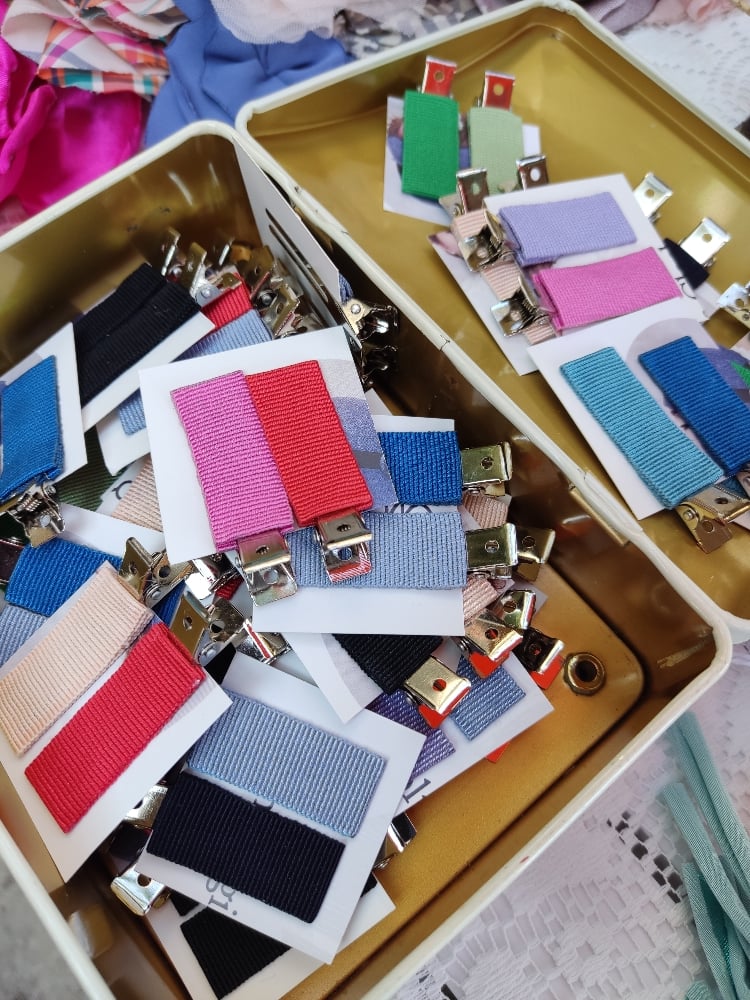 Image of Clip barrette