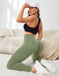 Image 3 of Ribbed Gym Leggings (seafoam green)