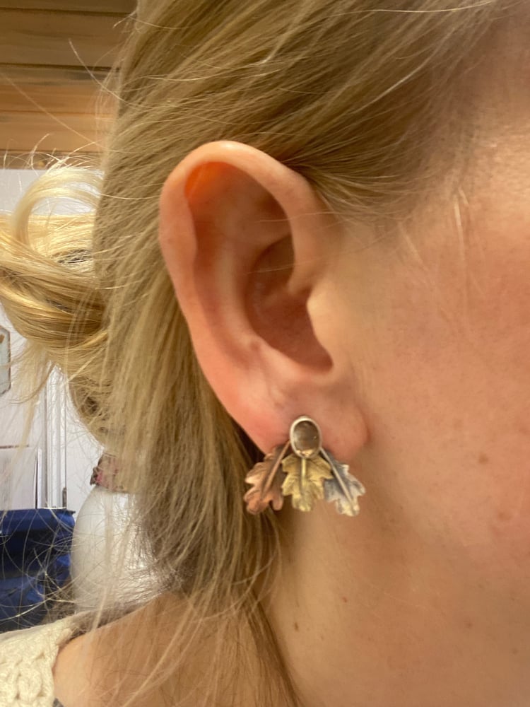 Image of Mixed Leaf Mixed Metal Mismatch Color Zircon Jacket Earrings