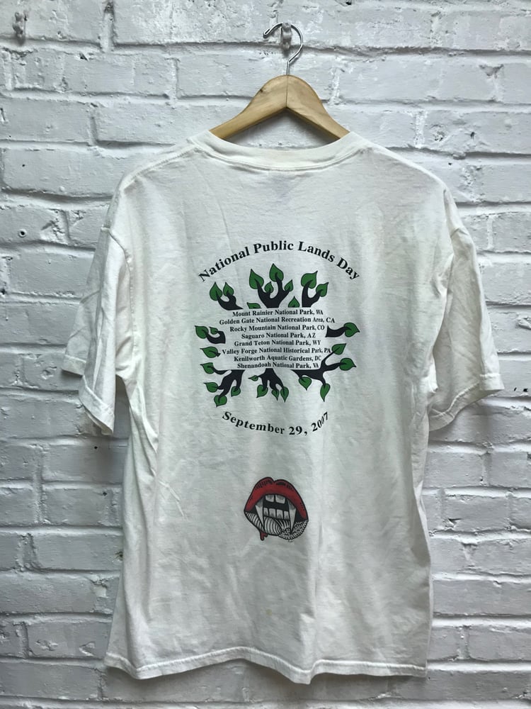 Image of NATIONAL PARKS VAMP TEE
