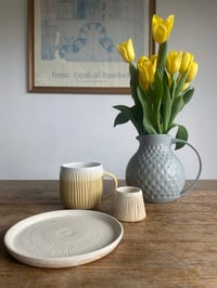 Image 4 of small plate ivory